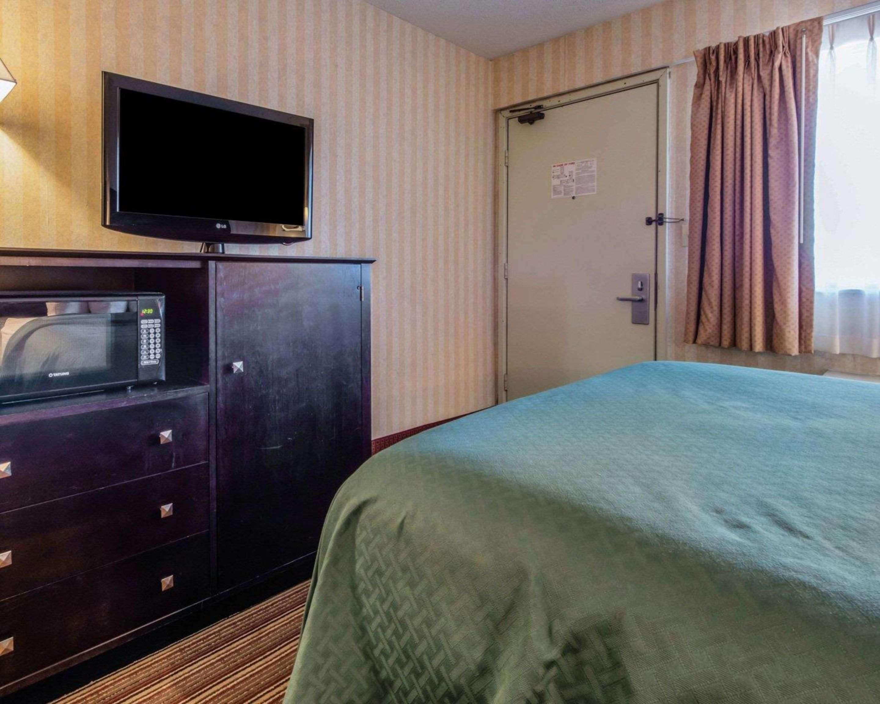 Quality Inn Barkeyville Exteriér fotografie