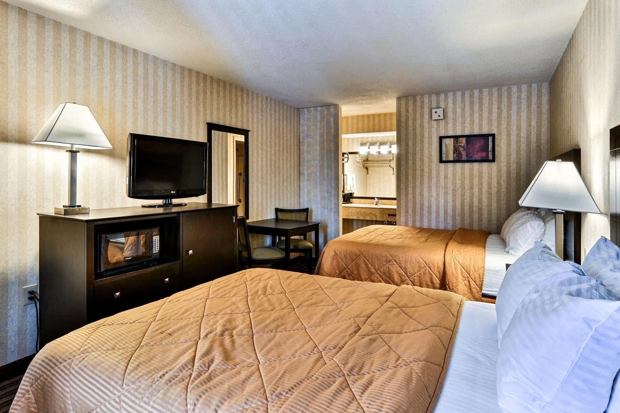 Quality Inn Barkeyville Exteriér fotografie